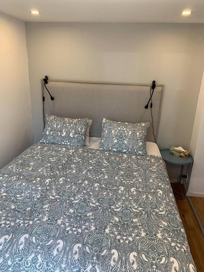 Appartement Nyrenoverat Kaellarlaegenhet à Ljungskile Extérieur photo